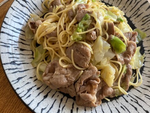 ラーメンスープで作る♪豚キャベツパスタ